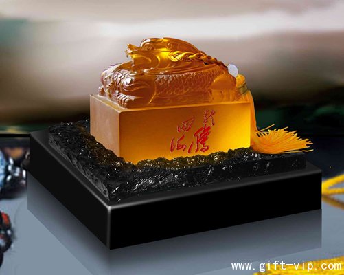 四海龙腾印章（白玉）